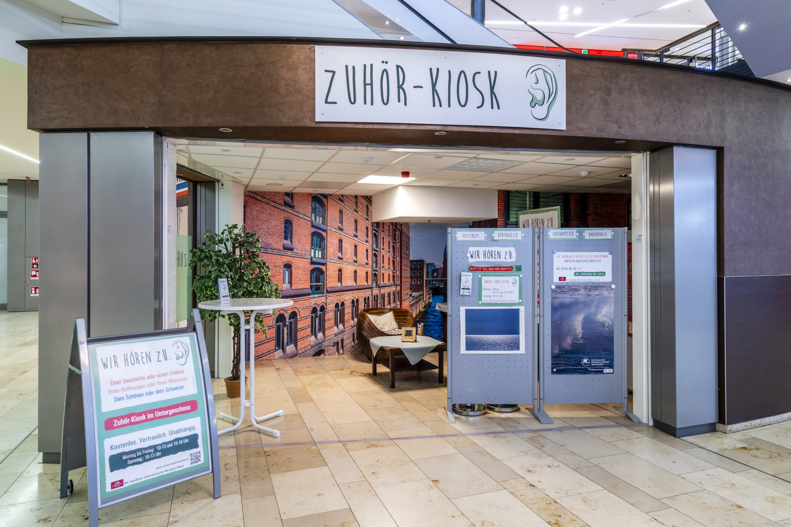 BLP Umwelt- und Sozialpreis für den Zuhör-Kiosk in der Marktplatz Galerie Hamburg